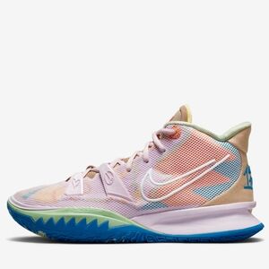 Nike "Kyrie 7" Youth Size 5 Sneakers 1 World 1 People Preowned Vintage Bq-3106